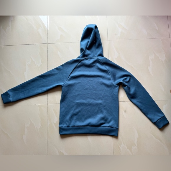 Aston Villa Castore , England UK Pullover Hoodie Size 4 Polyester Soft Winter - Picture 14 of 16